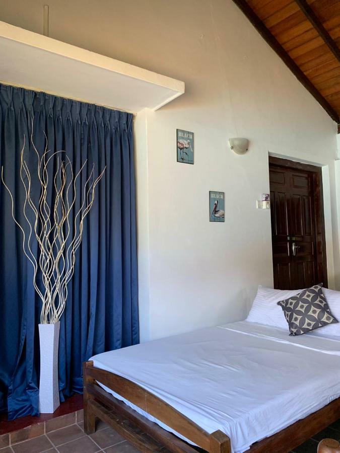 Airy Dale Villa And Guesthouse Ambalangoda  Esterno foto
